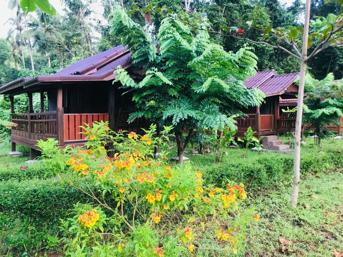 Kohkoodfarmstay Ko Kut Экстерьер фото