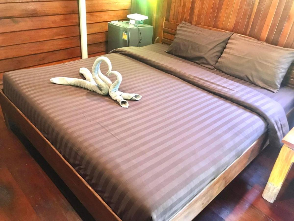 Kohkoodfarmstay Ko Kut Экстерьер фото